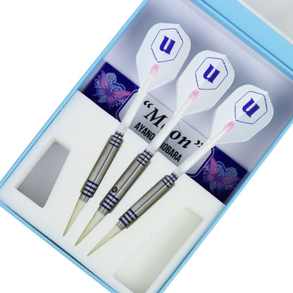 Moon 塩原綾乃モデル